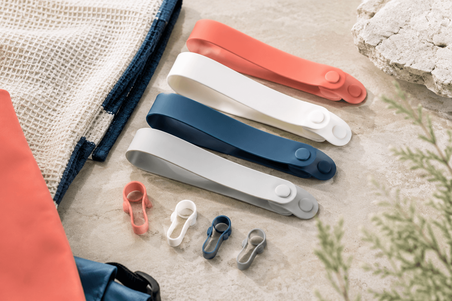 Clips & Straps